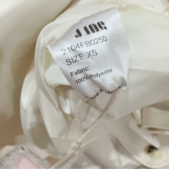 NWT J.ING Jing Ellee Beige Belt Trench Coat - Picture 10 of 10